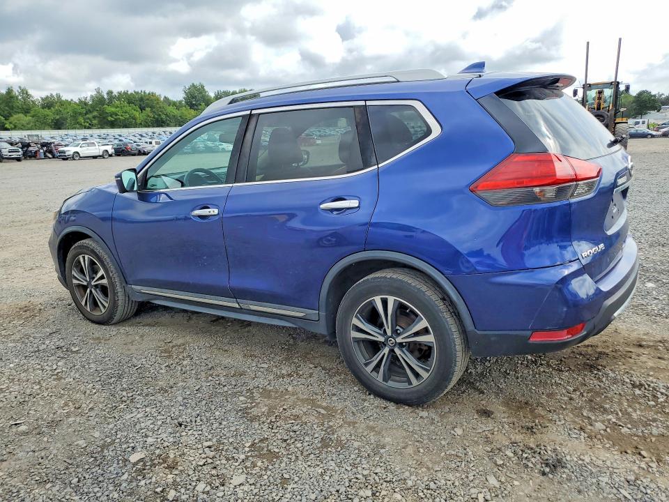 Photo 2 from auction – 2017 NISSAN ROGUE with VIN 5N1AT2MVXHC733837