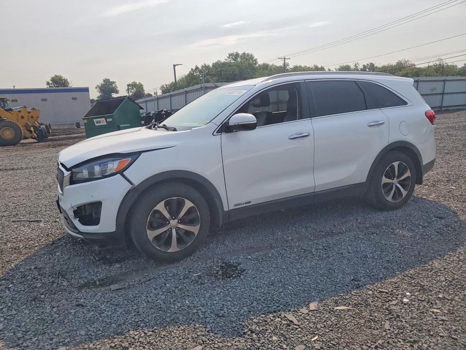KIA SORENTO 2016 with VIN 5XYPHDA57GG016905 - Photo from auction