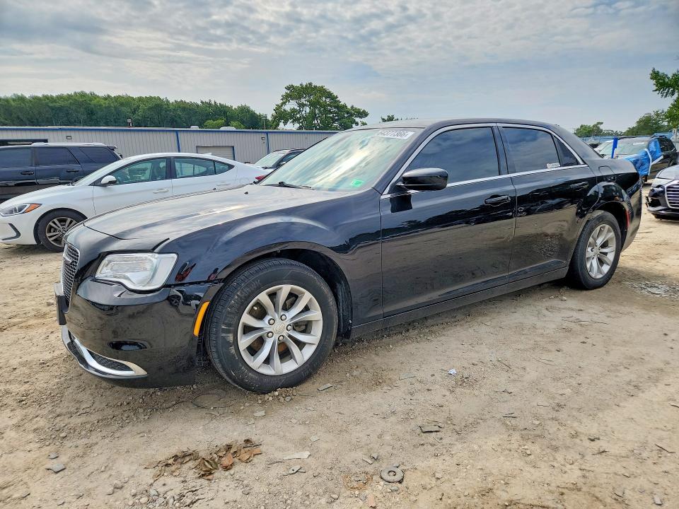 CHRYSLER 300 2020 with VIN 2C3CCAAG8LH202935 - Photo from auction