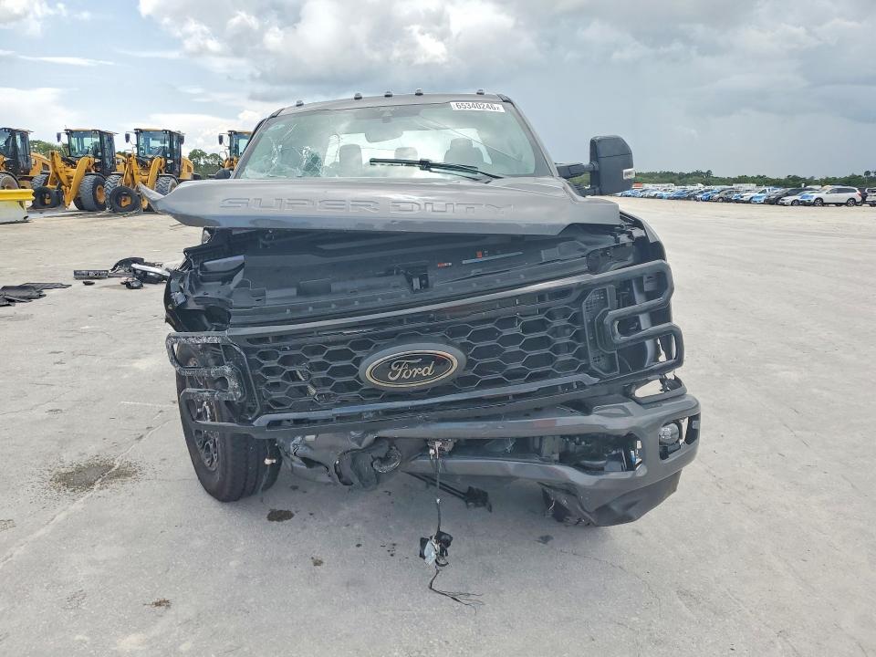 Photo 5 from auction – 2026 FORD F250 with VIN 1FT8W2BM9TED09230