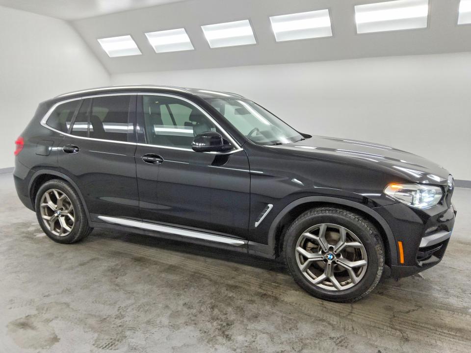 Zdjęcie 4 z aukcji – 2021 BMW X3 z VIN 5UXTY3C06M9E39970