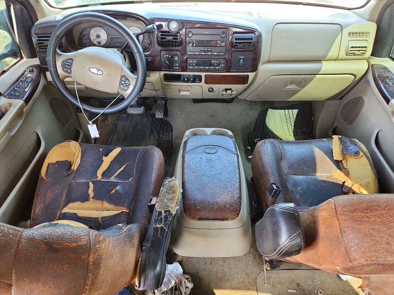 Photo 8 from auction – 2005 FORD F350 with VIN 1FTWW33PX5EA19717