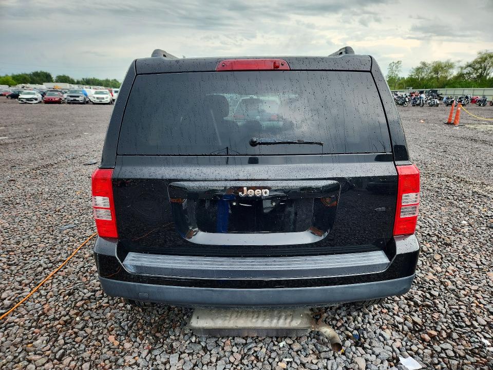 Zdjęcie 6 z aukcji – 2014 JEEP PATRIOT z VIN 1C4NJPBA3ED774888