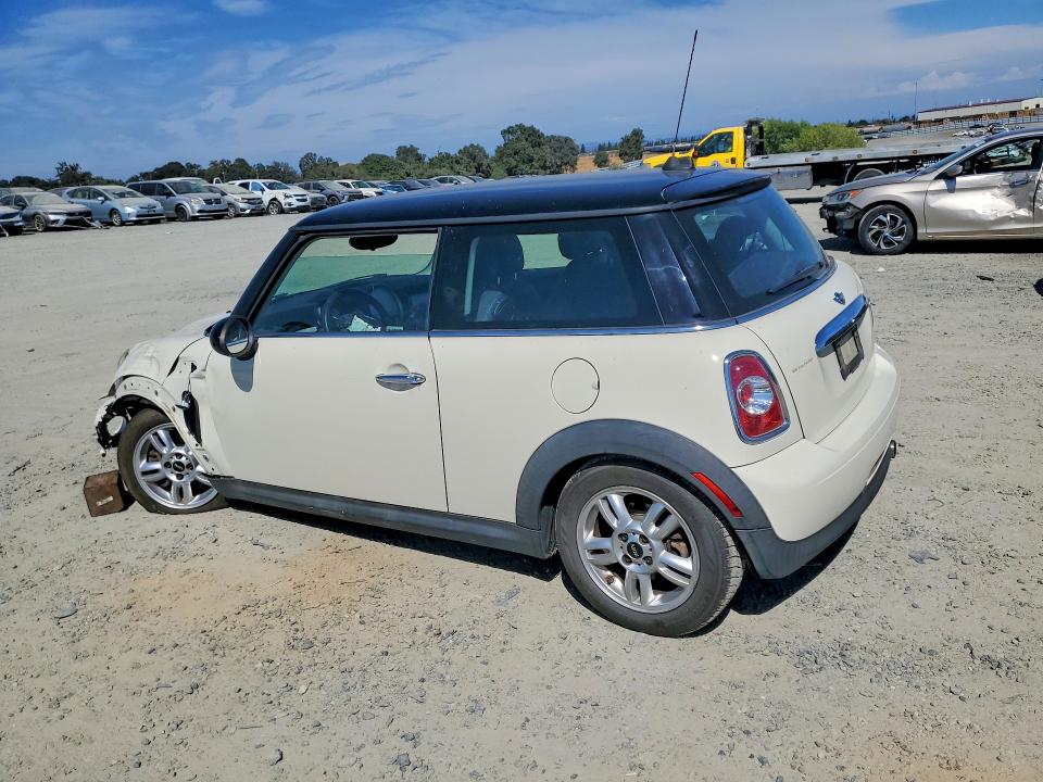 Photo 2 from auction – 2013 MINI COOPER with VIN WMWSU3C53DT691273