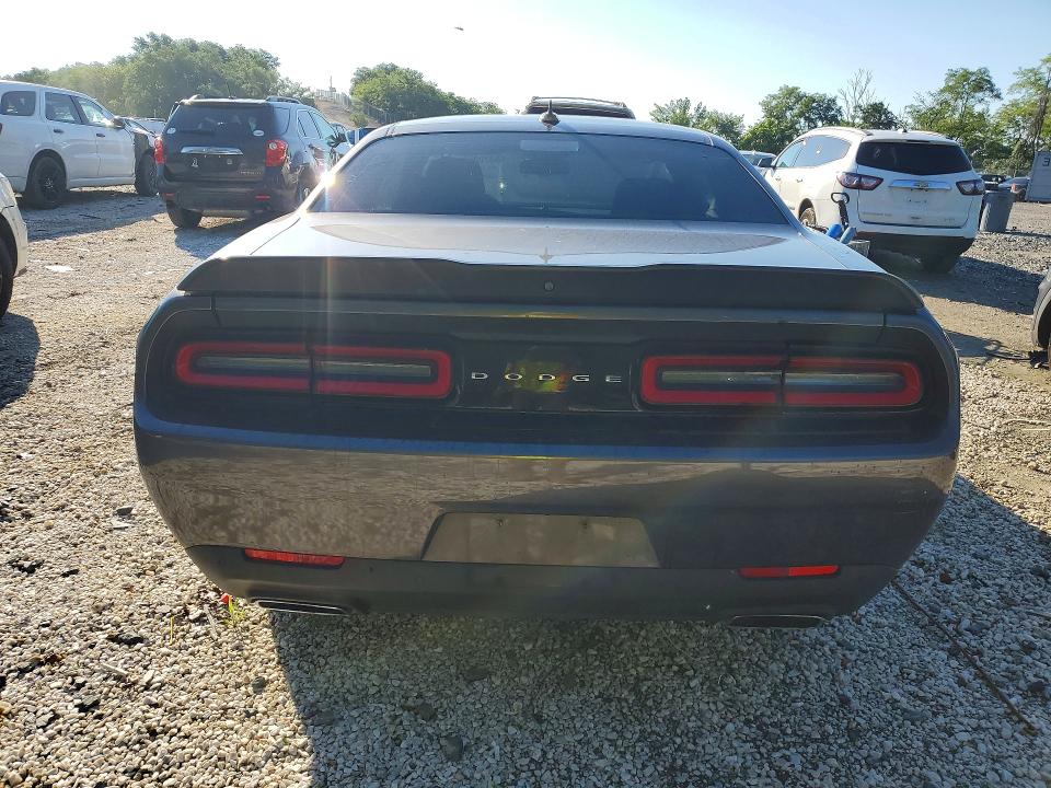 Photo 6 from auction – 2021 DODGE CHALLENGER with VIN 2C3CDZFJ5MH610164
