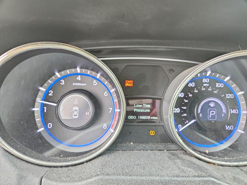 Photo 9 from auction – 2012 HYUNDAI SONATA with VIN 5NPEB4AC1CH381400
