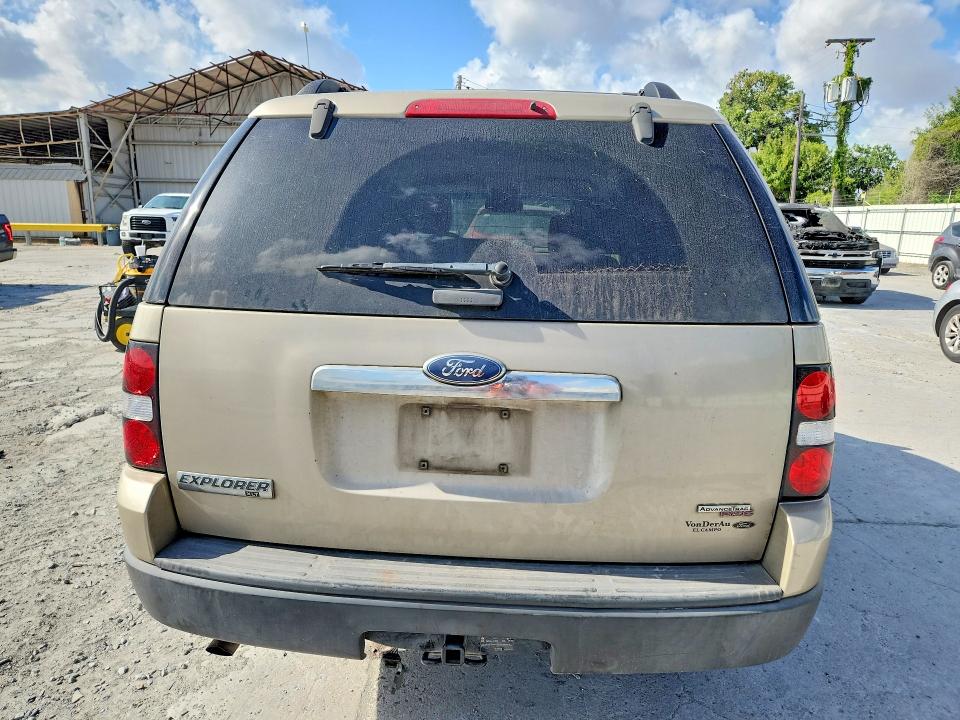 Photo 6 from auction – 2007 FORD EXPLORER with VIN 1FMEU63E47UB57954