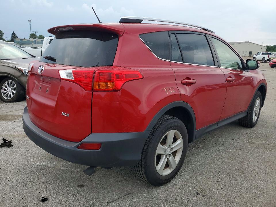Photo 3 from auction – 2013 TOYOTA RAV4 with VIN JTMWFREV1DD017891