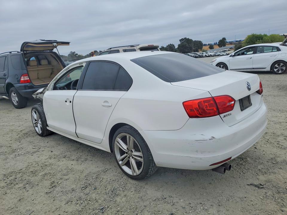 Photo 2 from auction – 2012 VOLKSWAGEN JETTA with VIN 3VWDP7AJ9CM374022