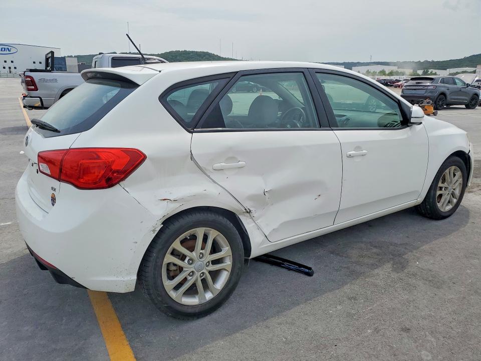 Photo 3 from auction – 2012 KIA FORTE with VIN KNAFU5A23C5504493