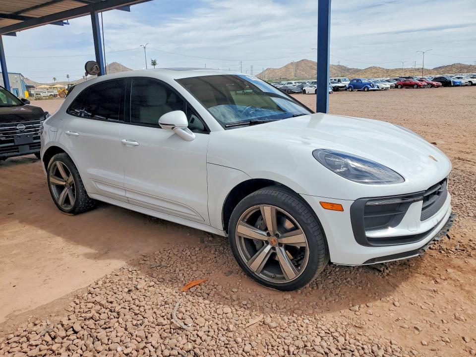 Photo 4 from auction – 2023 PORSCHE MACAN with VIN WP1AA2A55PLB09665