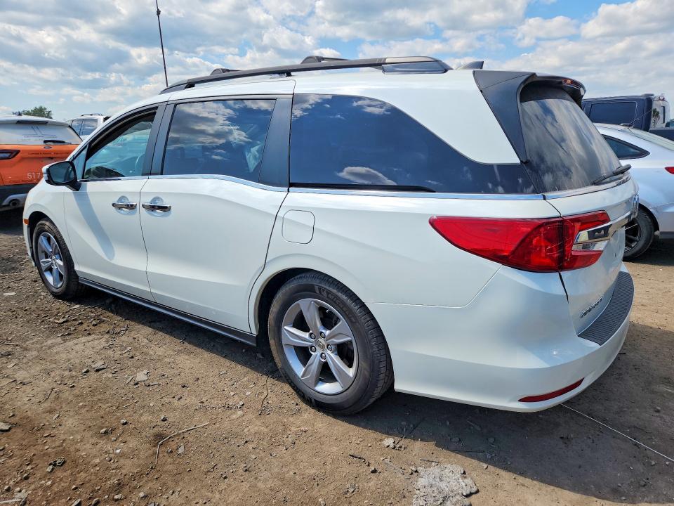 Photo 2 from auction – 2019 HONDA ODYSSEY with VIN 5FNRL6H74KB056904