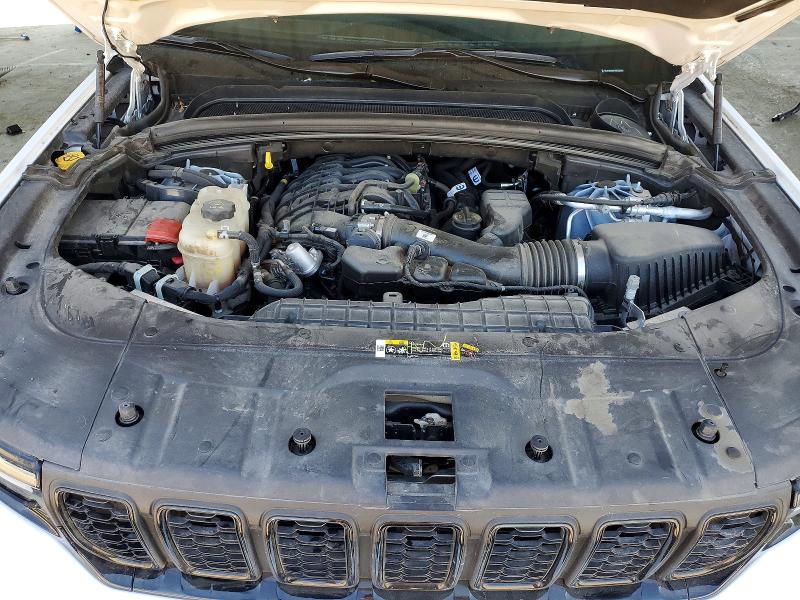Photo 11 from auction – 2025 JEEP GRAND CHEROKEE with VIN 1C4RJHAG1SC323263
