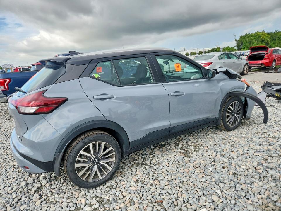 Photo 3 from auction – 2022 NISSAN KICKS with VIN 3N1CP5CV5NL492339
