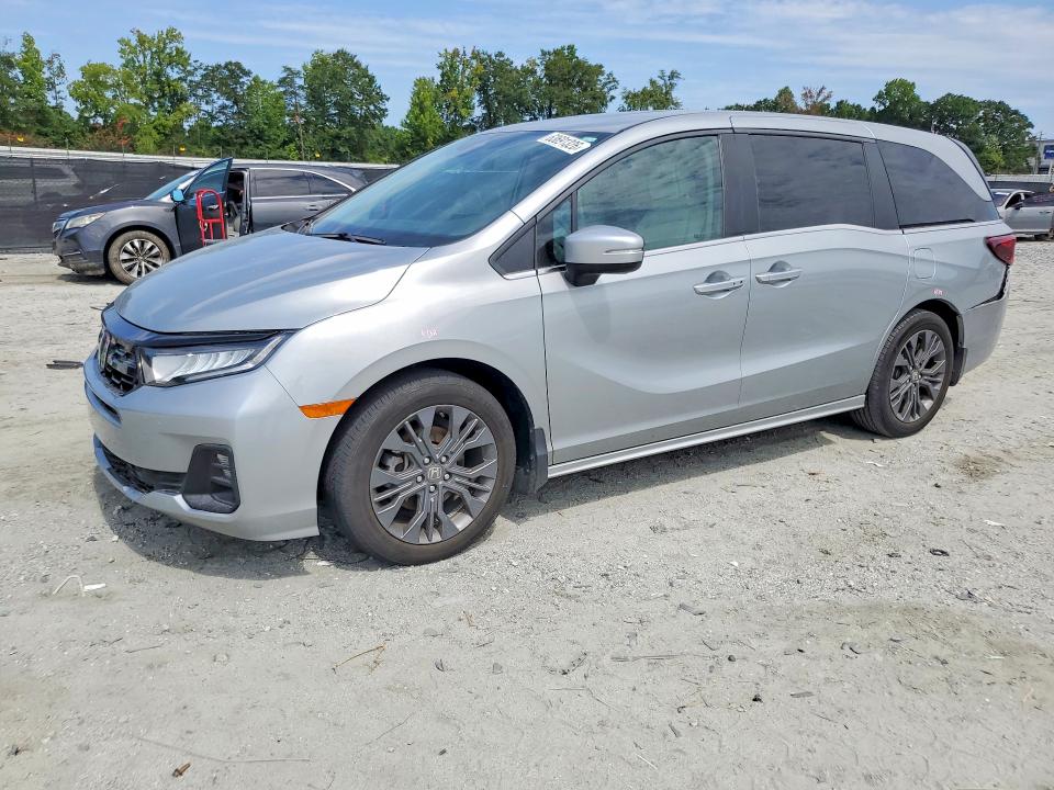 HONDA ODYSSEY 2025 with VIN 5FNRL6H81SB006387 - Photo from auction