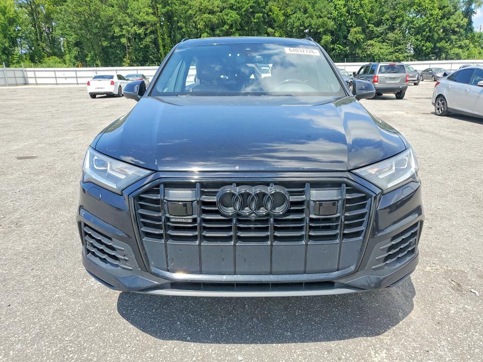 Zdjęcie 5 z aukcji – 2021 AUDI Q7 z VIN WA1LXAF76MD030762