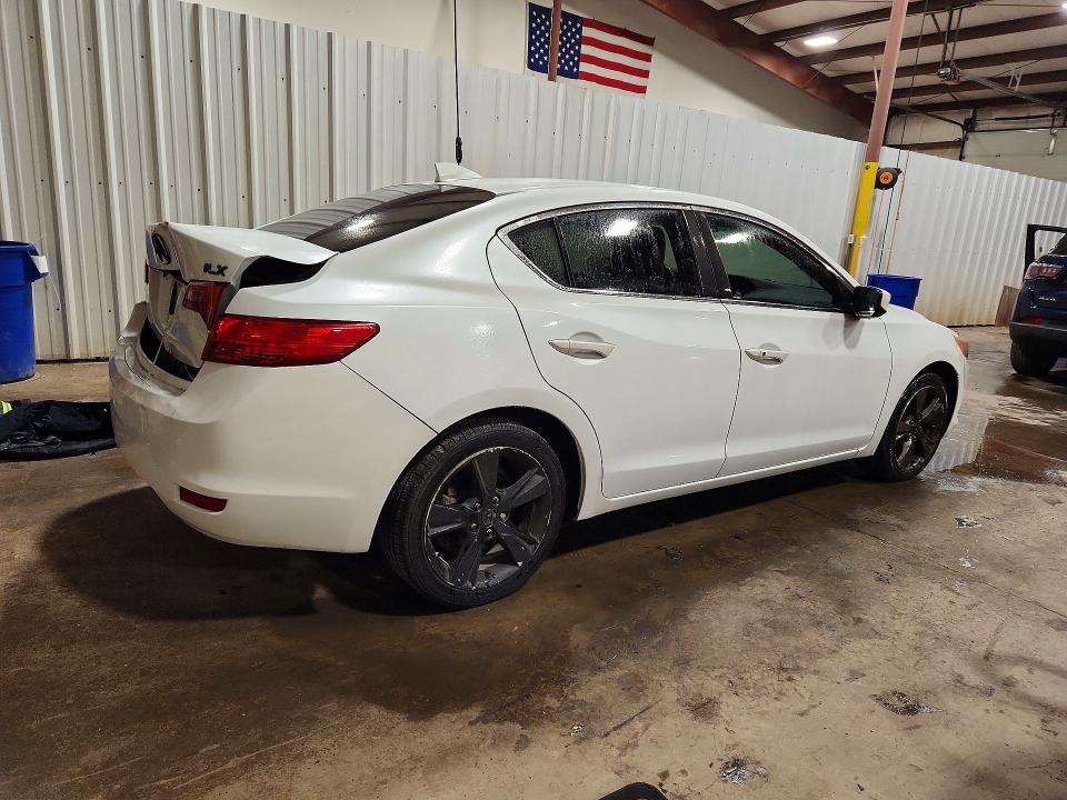 Photo 3 from auction – 2015 ACURA ILX with VIN 19VDE1F75FE010755