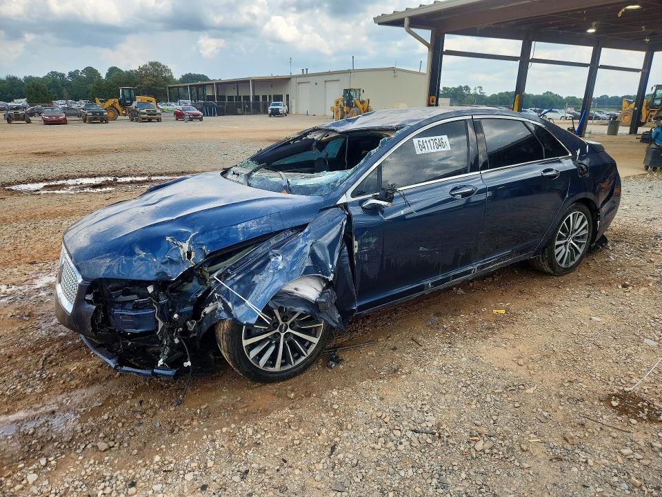 LINCOLN MKZ 2017 with VIN 3LN6L5B95HR630565 - Photo from auction