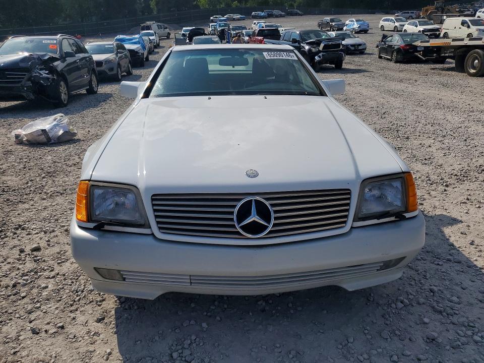 Photo 5 from auction – 1991 MERCEDES-BENZ 300 with VIN WDBFA61E1MF015337