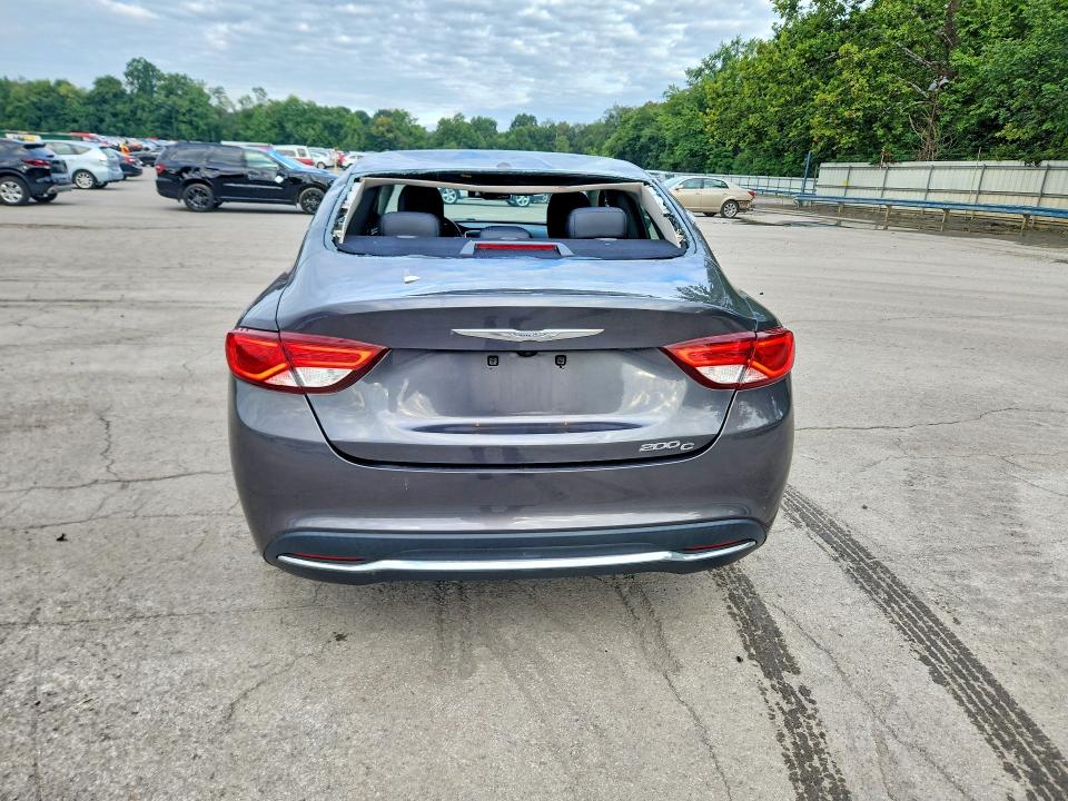 Photo 6 from auction – 2015 CHRYSLER 200 with VIN 1C3CCCCB3FN532037
