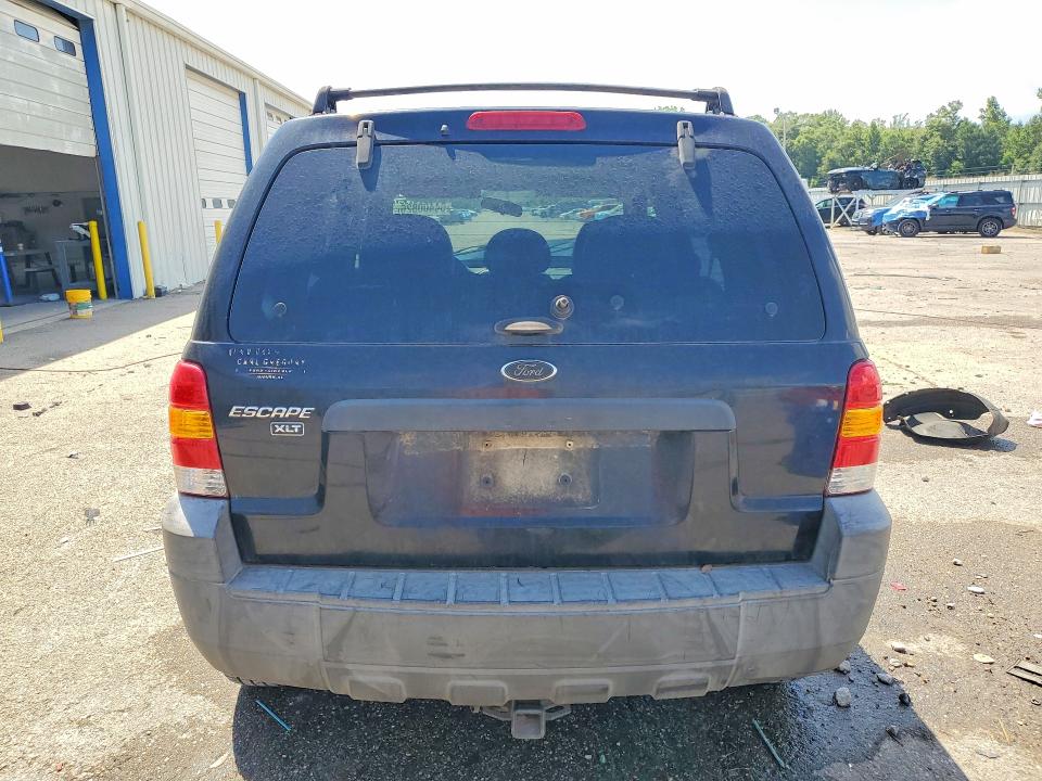 Снимка 6 от търг – 2005 FORD ESCAPE с VIN 1FMYU03115KA36007