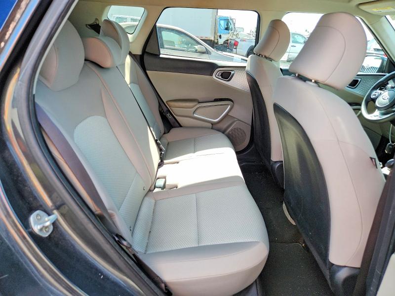 Снимка 10 от търг – 2020 KIA SOUL с VIN KNDJ23AU4L7721385