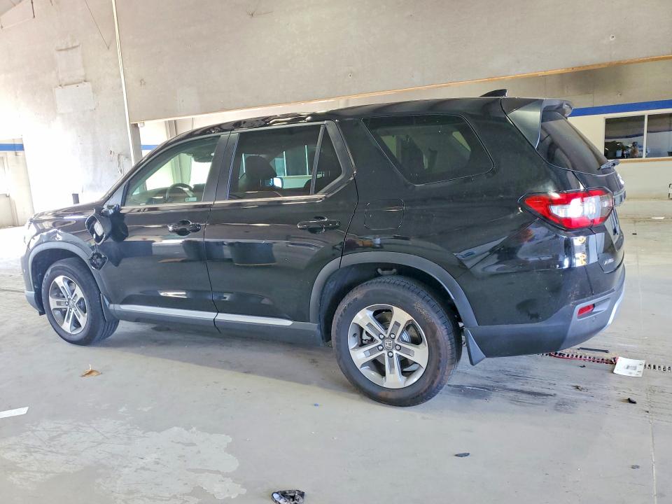 Photo 2 from auction – 2025 HONDA PILOT with VIN 5FNYG1H49SB191126
