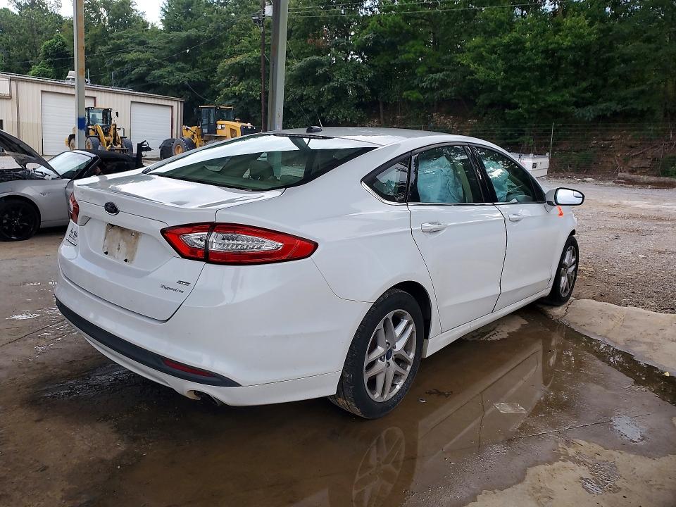 Photo 3 from auction – 2015 FORD FUSION with VIN 3FA6P0H71FR123215