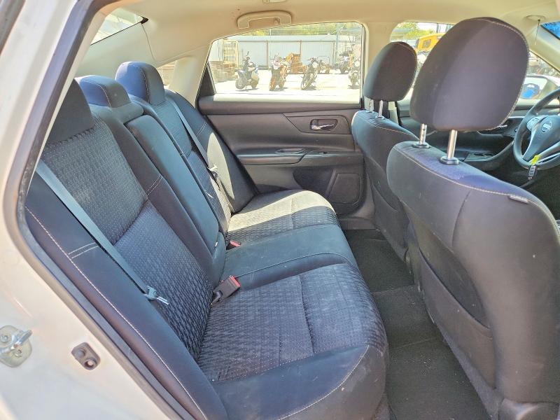 Photo 10 from auction – 2016 NISSAN ALTIMA with VIN 1N4AL3AP2GC179018