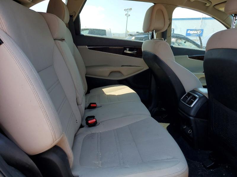 صورة رقم 11 من المزاد - 2016 KIA SORENTO مع VIN 5XYPGDA34GG082829