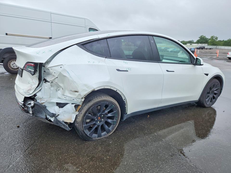 Photo 3 from auction – 2023 TESLA MODEL Y with VIN 7SAYGDEE5PF748008