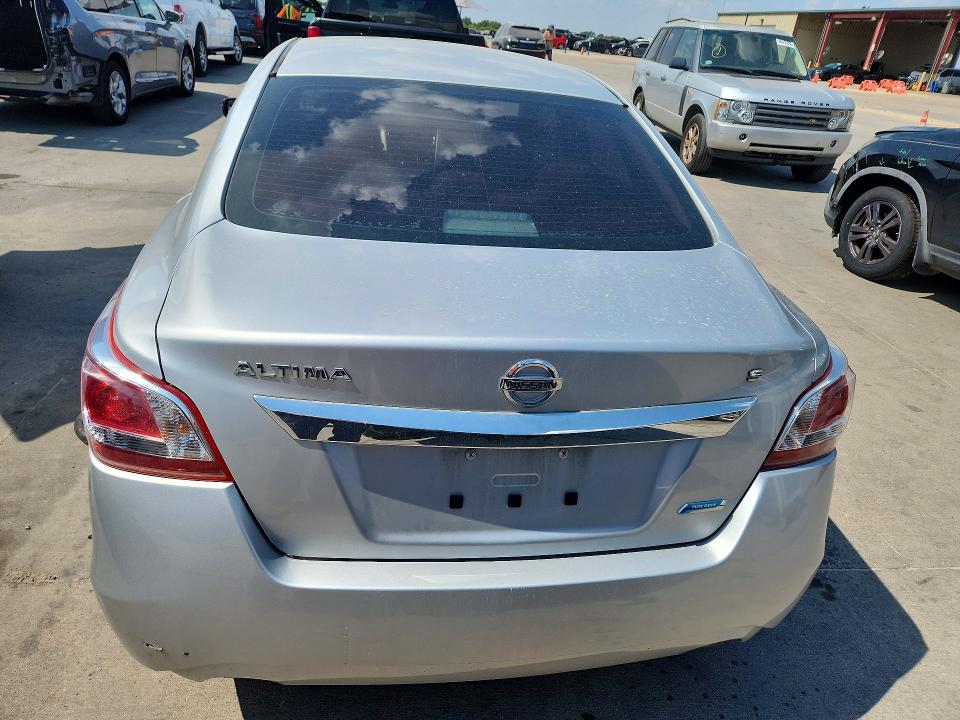 Photo 6 from auction – 2013 NISSAN ALTIMA with VIN 1N4AL3AP8DC279555