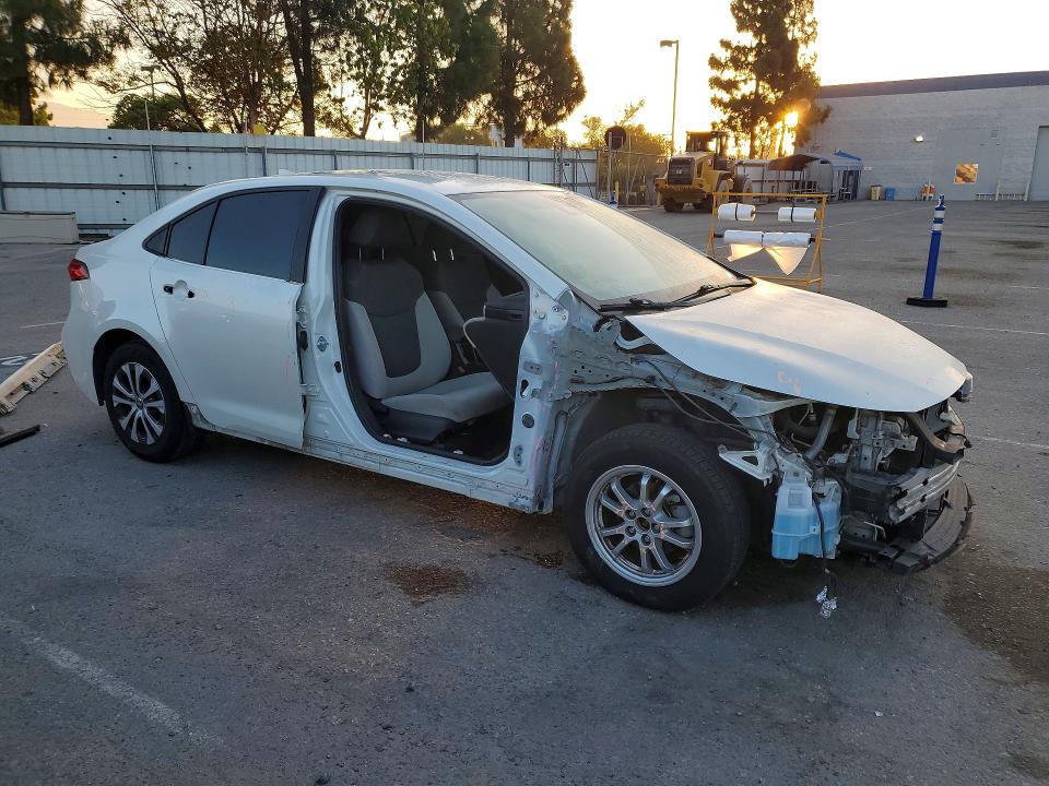 Photo 4 from auction – 2021 TOYOTA COROLLA with VIN JTDEAMDE7MJ009536