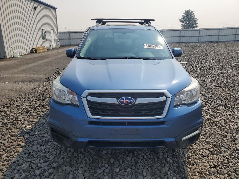 Photo 5 from auction – 2017 SUBARU FORESTER with VIN JF2SJAEC4HH458640