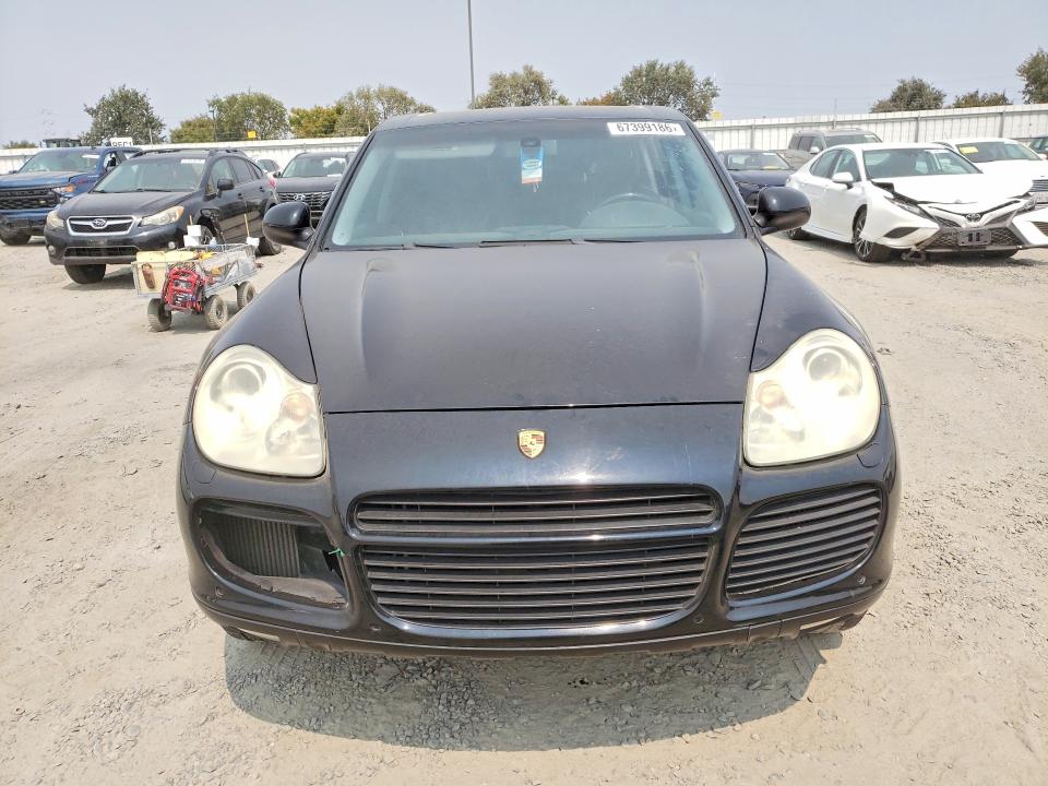 Photo 5 from auction – 2004 PORSCHE CAYENNE with VIN WP1AC29P14LA90138