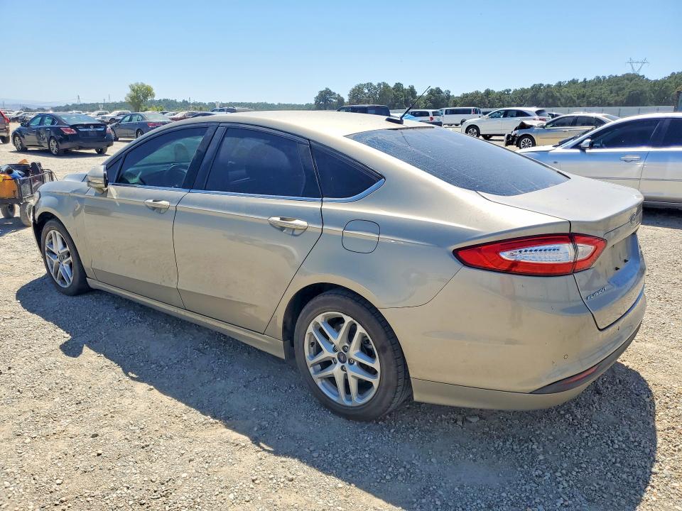Photo 2 from auction – 2016 FORD FUSION with VIN 3FA6P0HD9GR145745