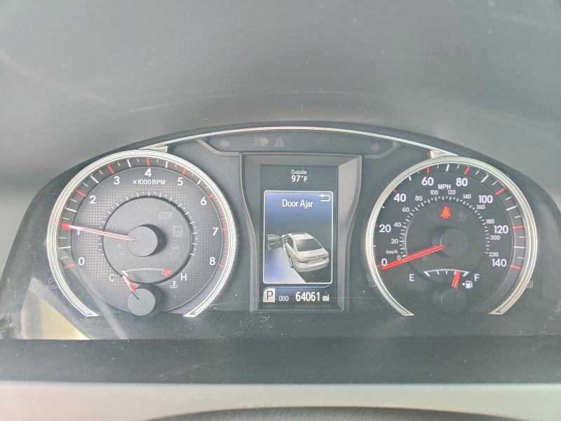 Photo 9 from auction – 2015 TOYOTA CAMRY with VIN 4T1BF1FK9FU023375