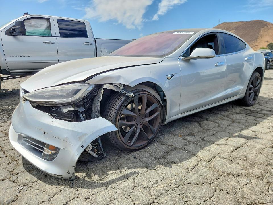 TESLA MODEL S 2018 with VIN 5YJSA1E29JF247459 - Photo from auction