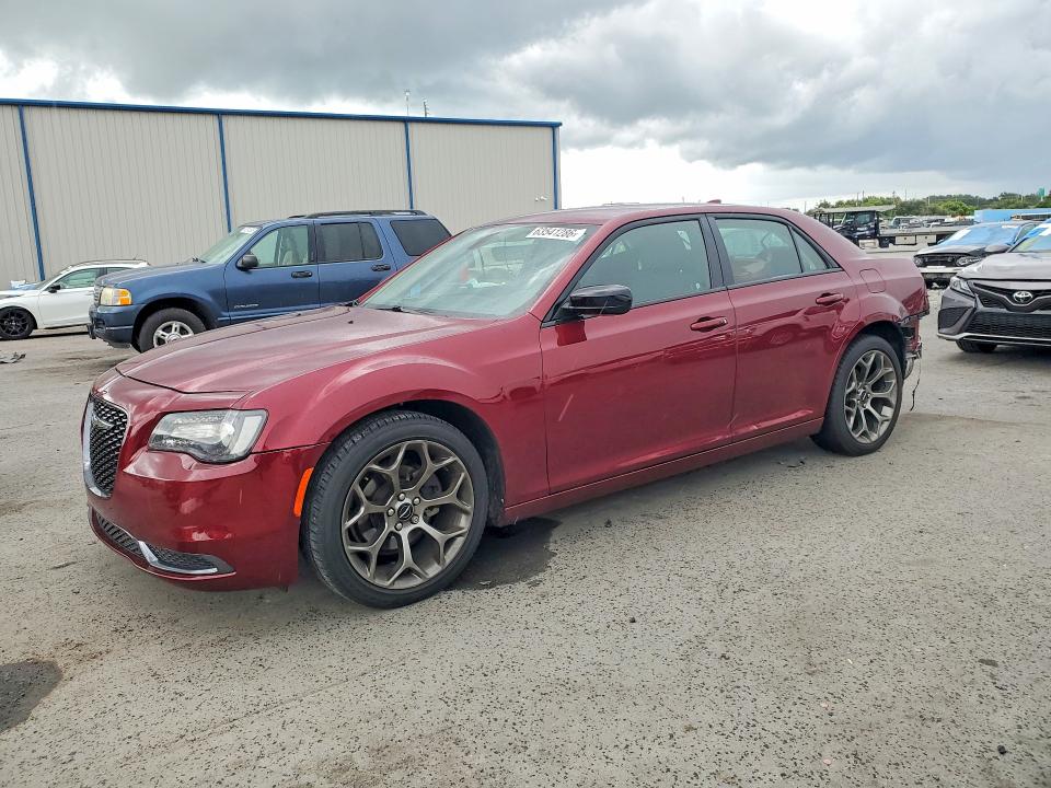 2018 CHRYSLER 300 - Търг №63541286