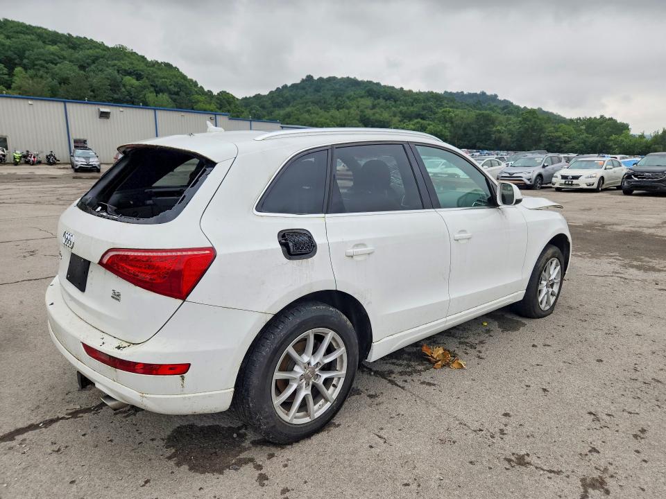 Photo 3 from auction – 2010 AUDI Q5 with VIN WA1CKAFP5AA077289