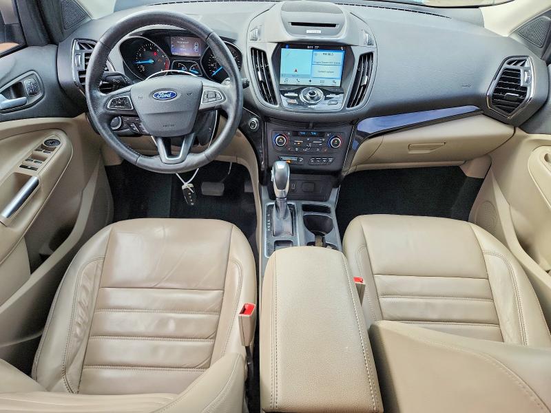 Photo 8 from auction – 2018 FORD ESCAPE with VIN 1FMCU0J98JUA54652