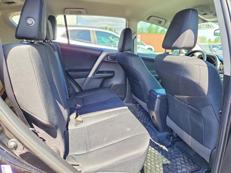 Photo 11 from auction – 2018 TOYOTA RAV4 with VIN 2T3ZFREV6JW507903