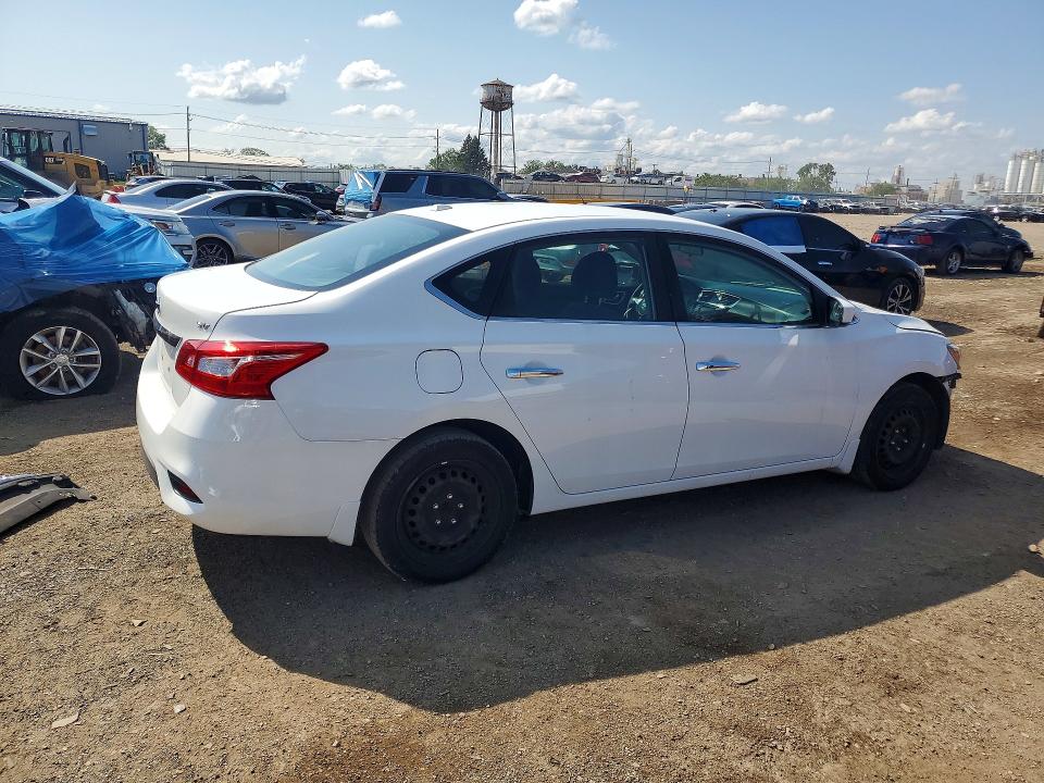 Photo 3 from auction – 2017 NISSAN SENTRA with VIN 3N1AB7AP3HY278527