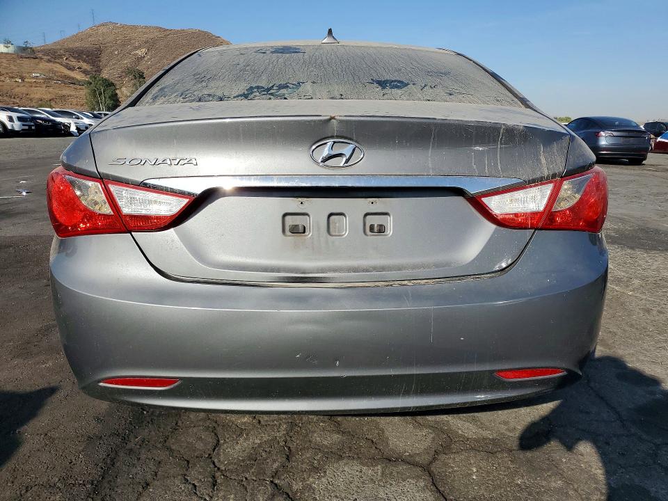 Photo 6 from auction – 2013 HYUNDAI SONATA with VIN 5NPEB4AC6DH512855