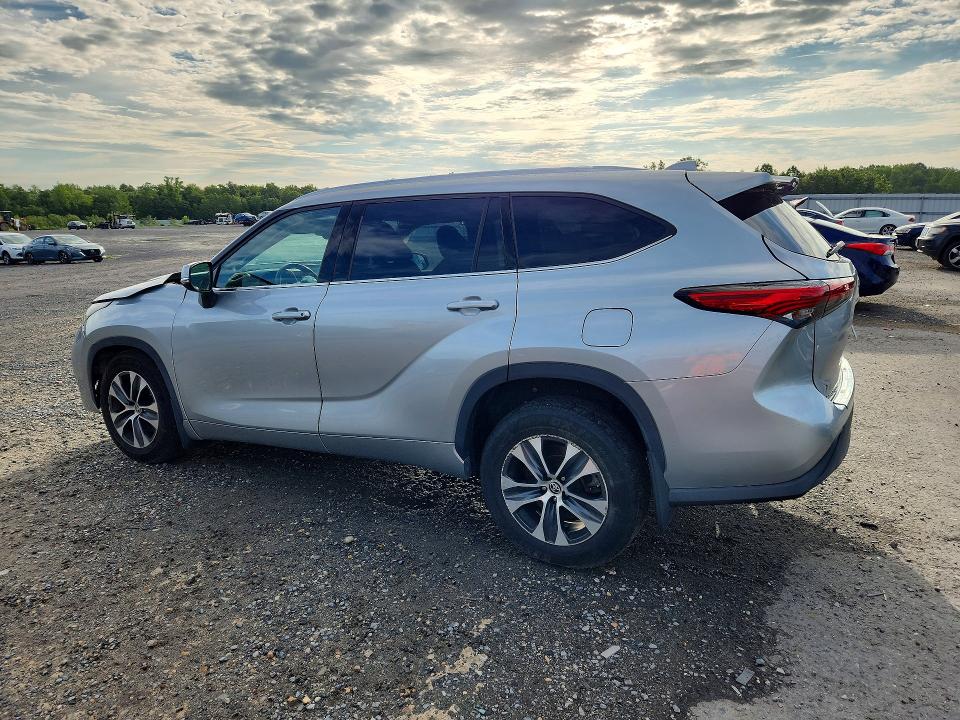 Photo 2 from auction – 2020 TOYOTA HIGHLANDER with VIN 5TDHZRBH5LS501015