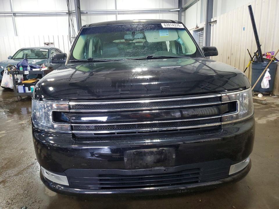 Photo 5 from auction – 2018 FORD FLEX with VIN 2FMHK6C85JBA11895