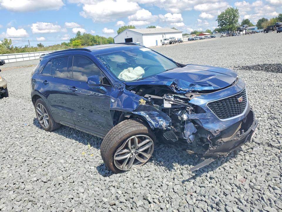 Photo 4 from auction – 2019 CADILLAC XT4 with VIN 1GYFZFR47KF146902