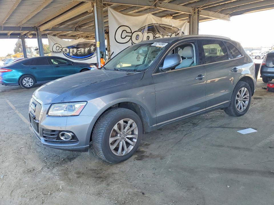 AUDI Q5 2013 with VIN WA1LFAFP4DA085523 - Photo from auction
