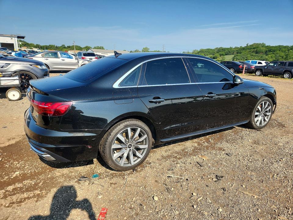 Photo 3 from auction – 2021 AUDI A4 with VIN WAUBBAF45MA040803