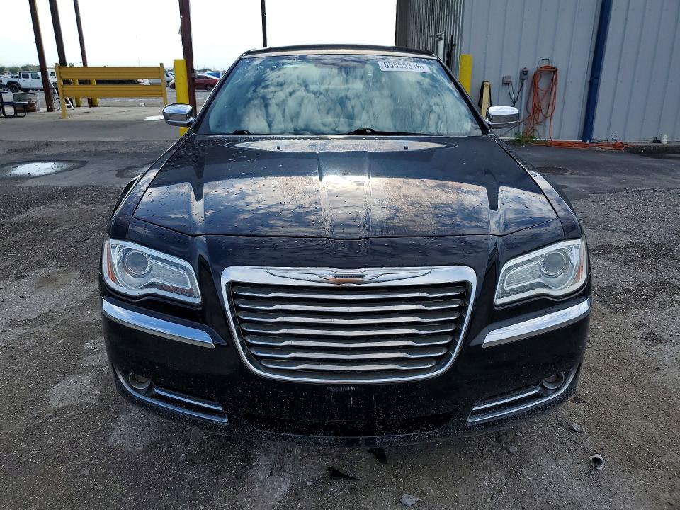 Photo 5 from auction – 2013 CHRYSLER 300C with VIN 2C3CCAET0DH674085